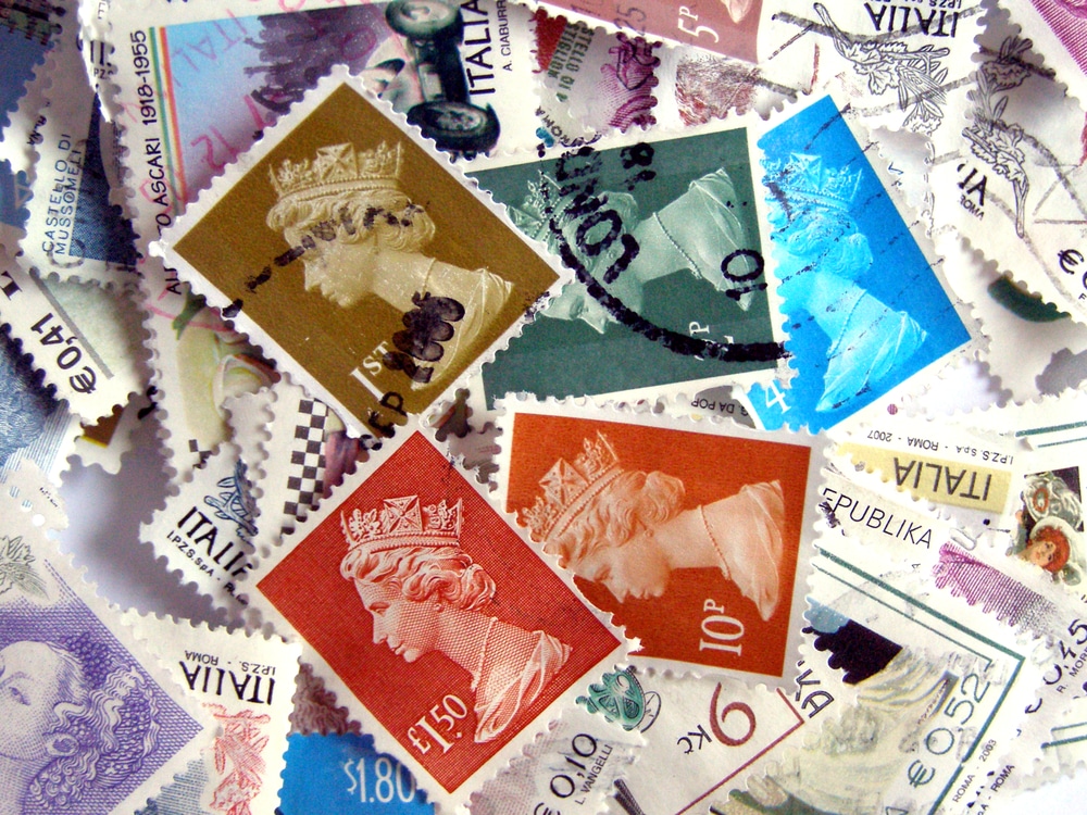 save on ebay postage